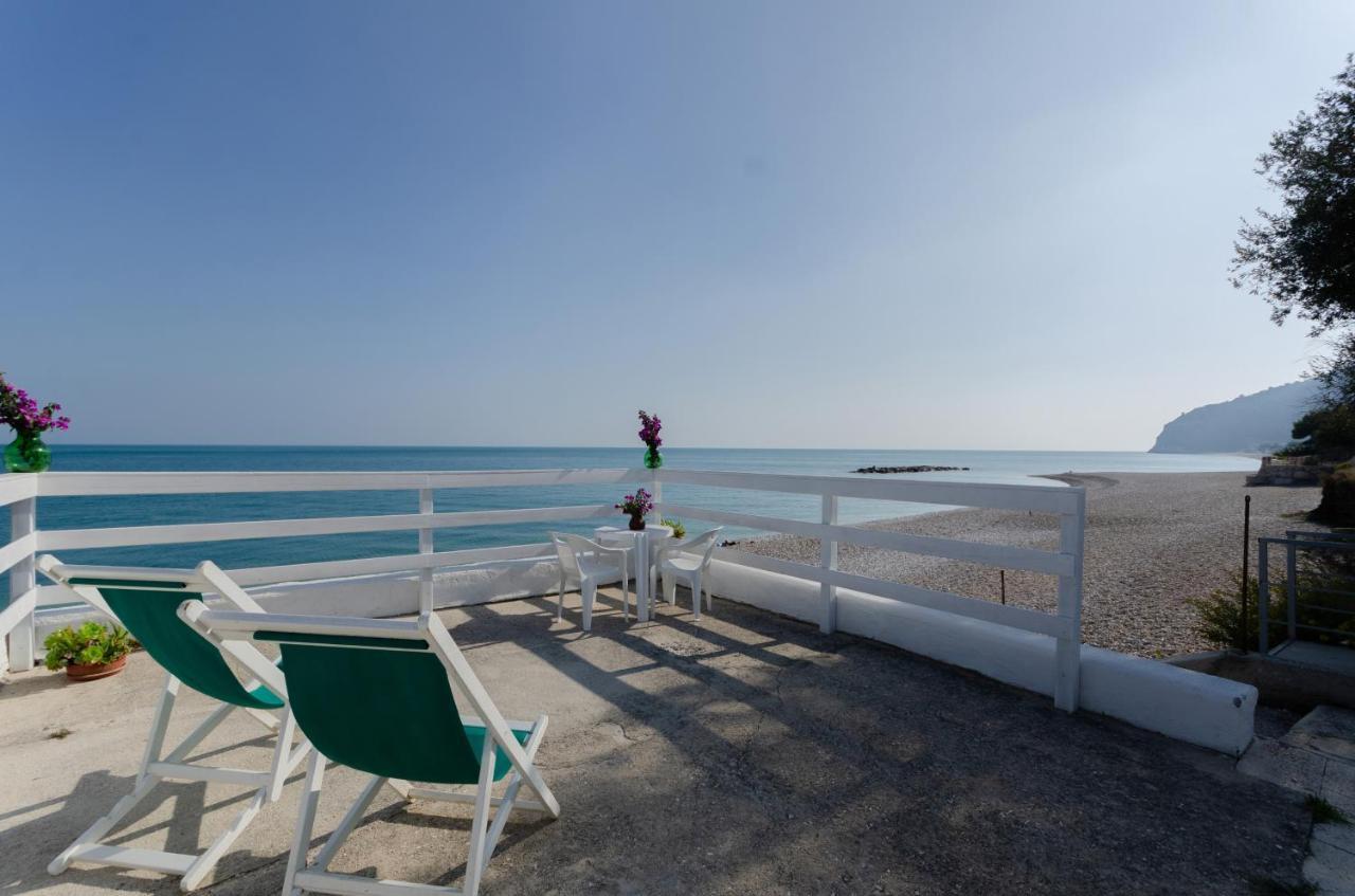 Вилла Casa Miramare Маттината Экстерьер фото